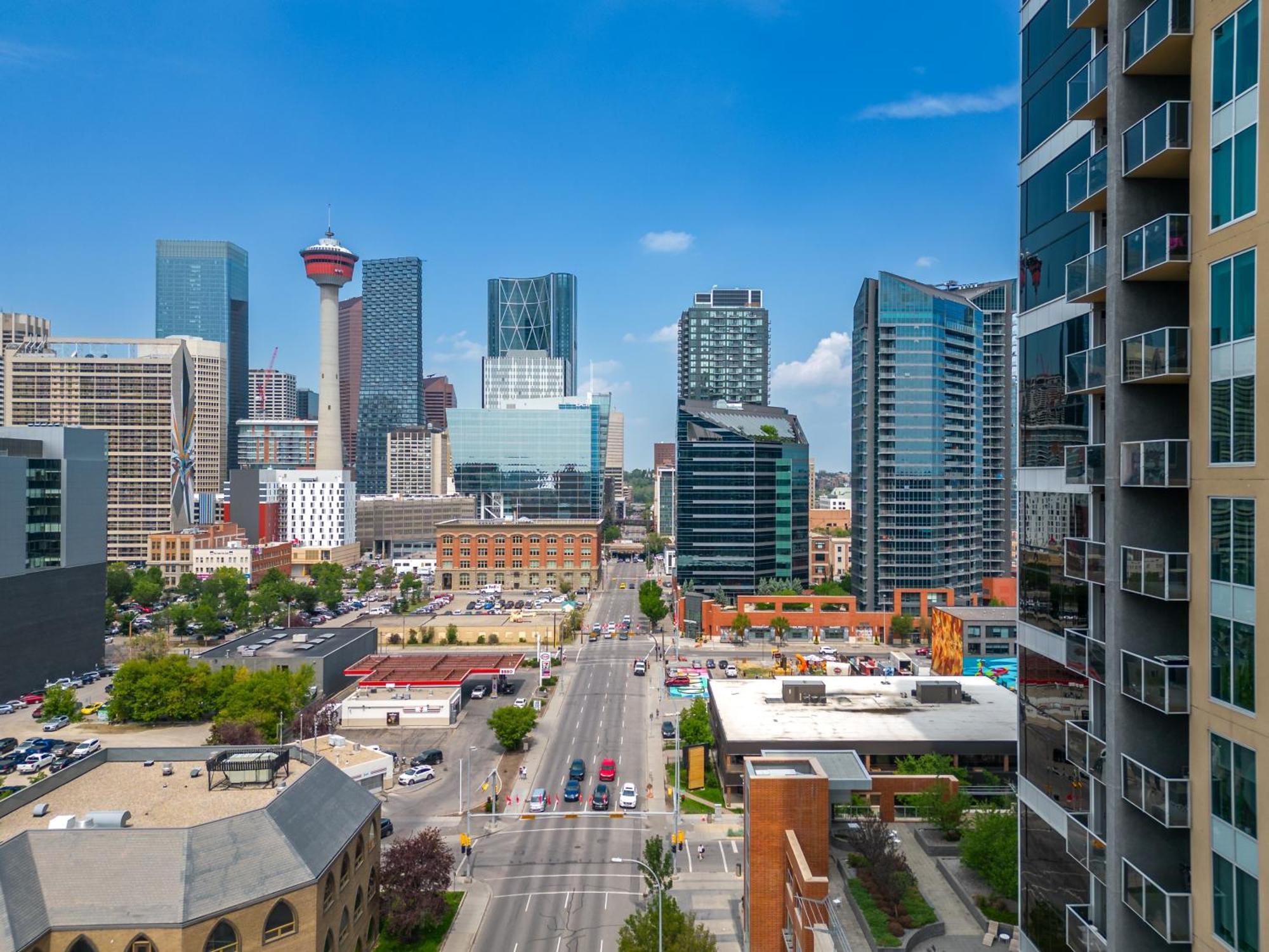 City Centre Retreat - 1Br Condo With Desk YYC Exterior foto